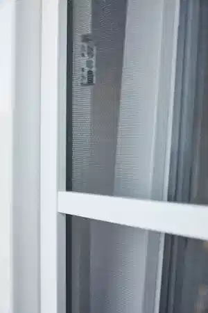 Luxaflex inklemhor Flex | voor draaikiepraam 5