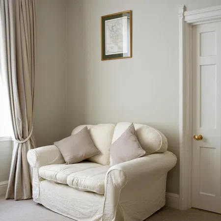 Farrow & Ball Old White (4)